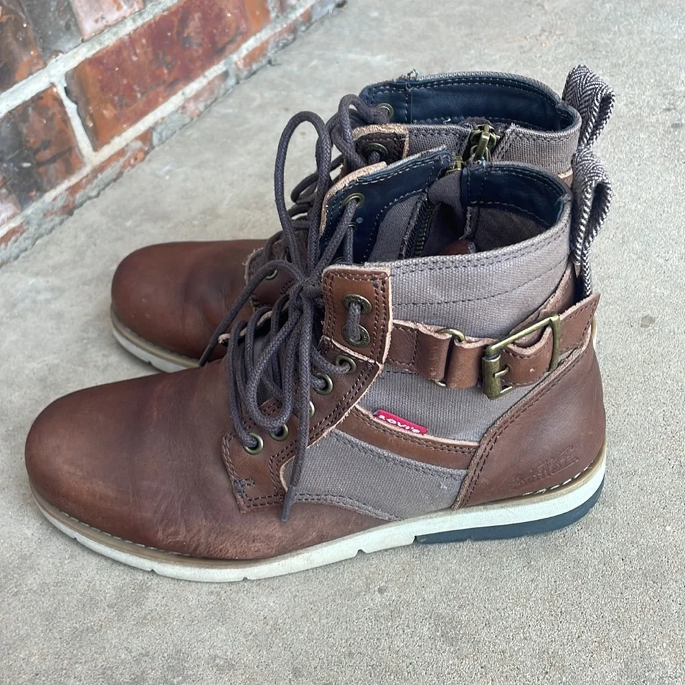Levis men’s size